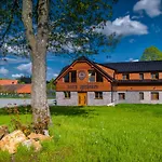 Ranch Jestřebice Penzion 4*
