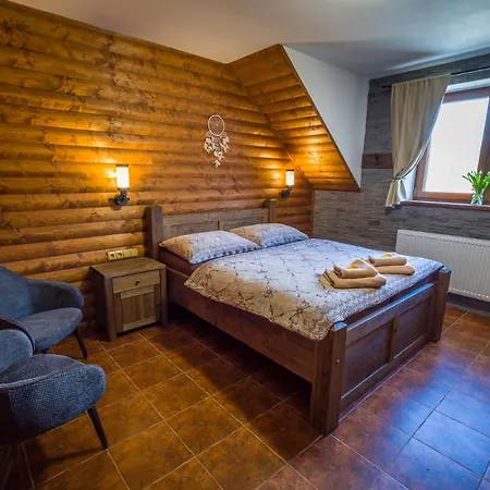 Ranch Jestrebice Guest house Hermanicky