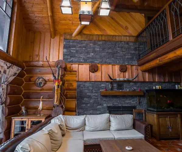 Ranch Jestrebice بيت ضيافة Hermanicky