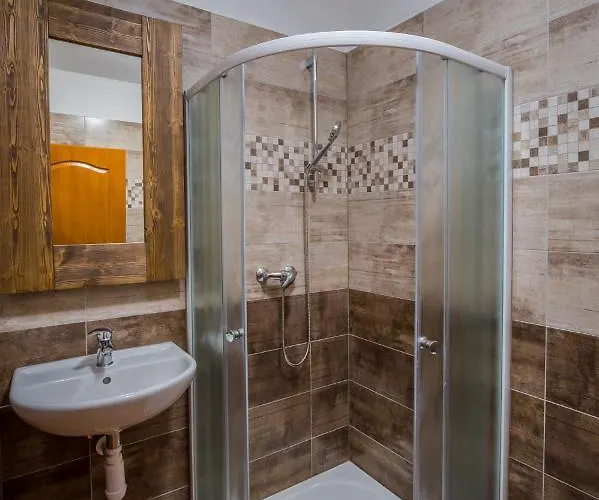 بيت ضيافة Ranch Jestrebice