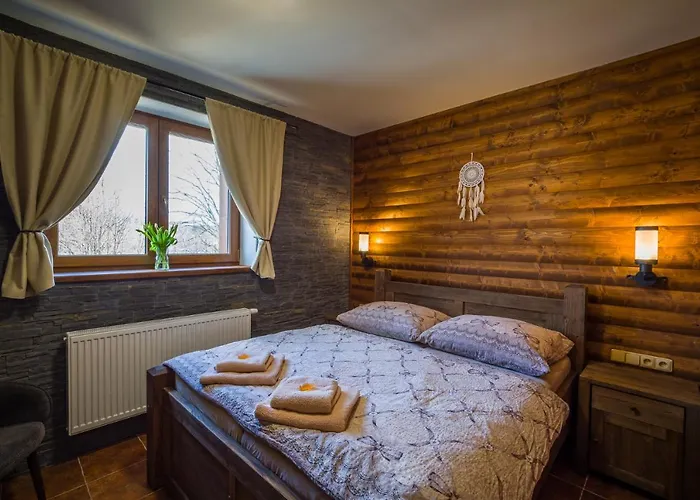 Ranch Jestrebice بيت ضيافة