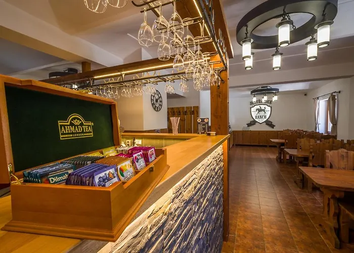 Ranch Jestrebice بيت ضيافة